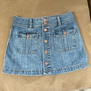 Abercrombie NWOT Denim Skirt Size 2
